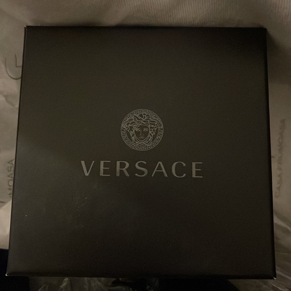 Versace “two tone” Cufflinks - Picture 5 of 9